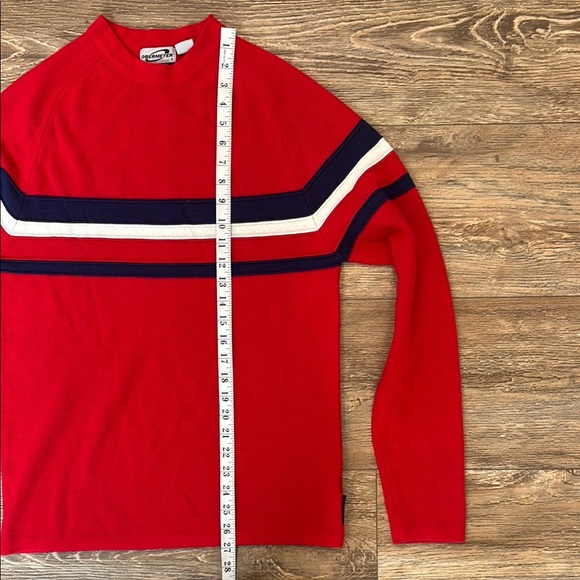 Obermeyer Men's Size Medium Red Black/Dark Navy and White Striped Sweater - Picture 10 of 14